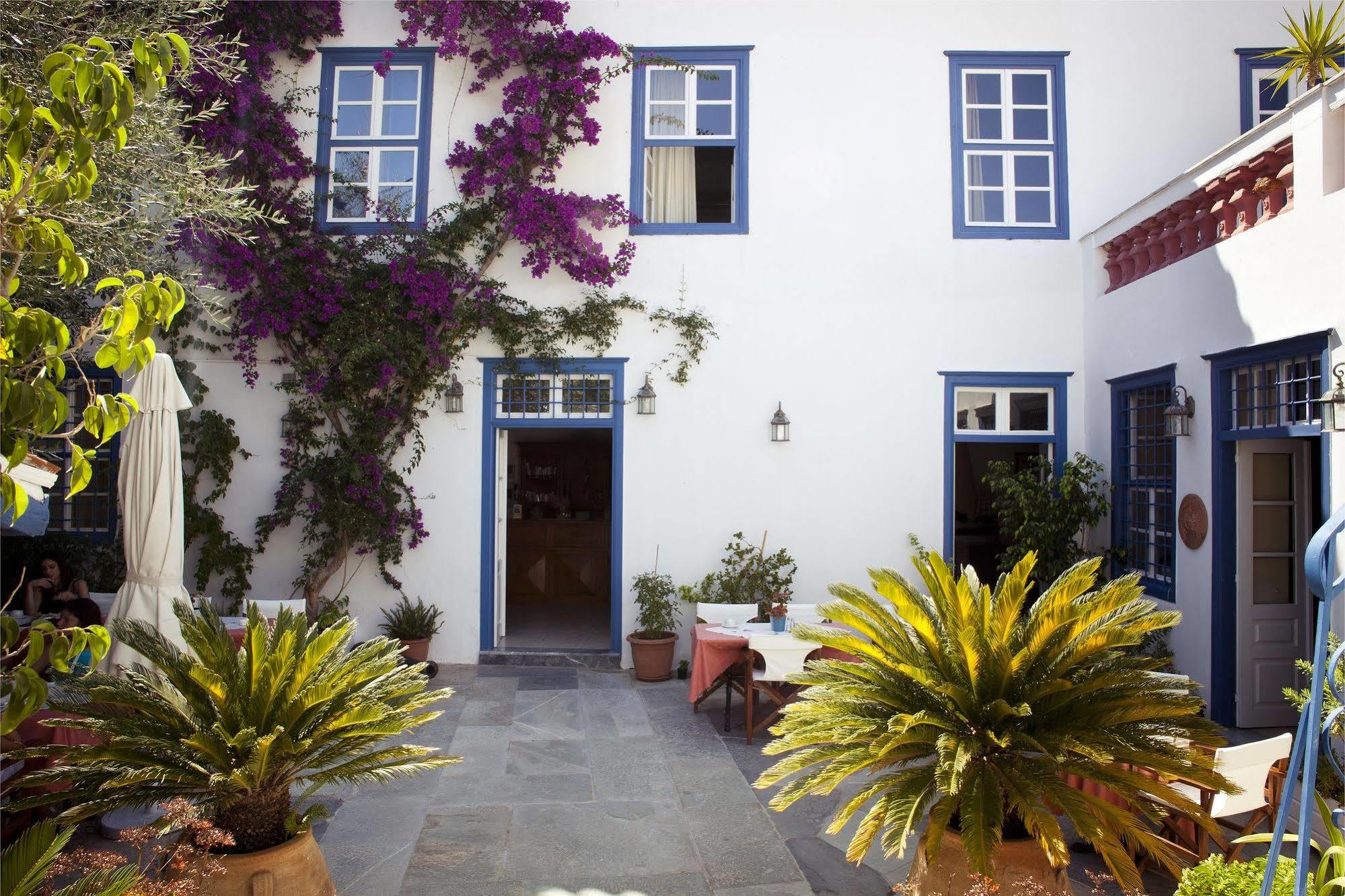 Ippokampos Hotel Hydra  Exterior photo
