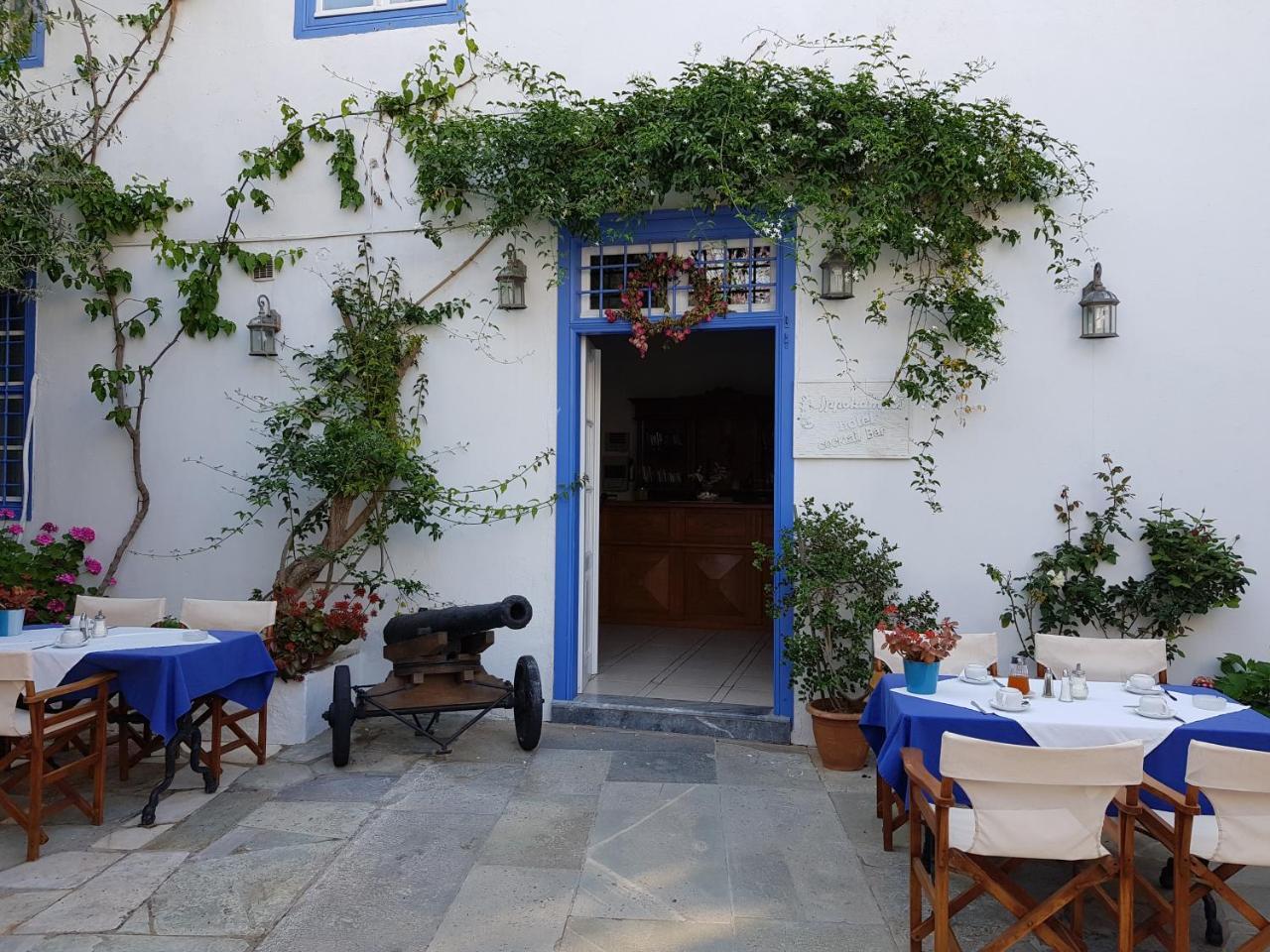 Ippokampos Hotel Hydra  Exterior photo